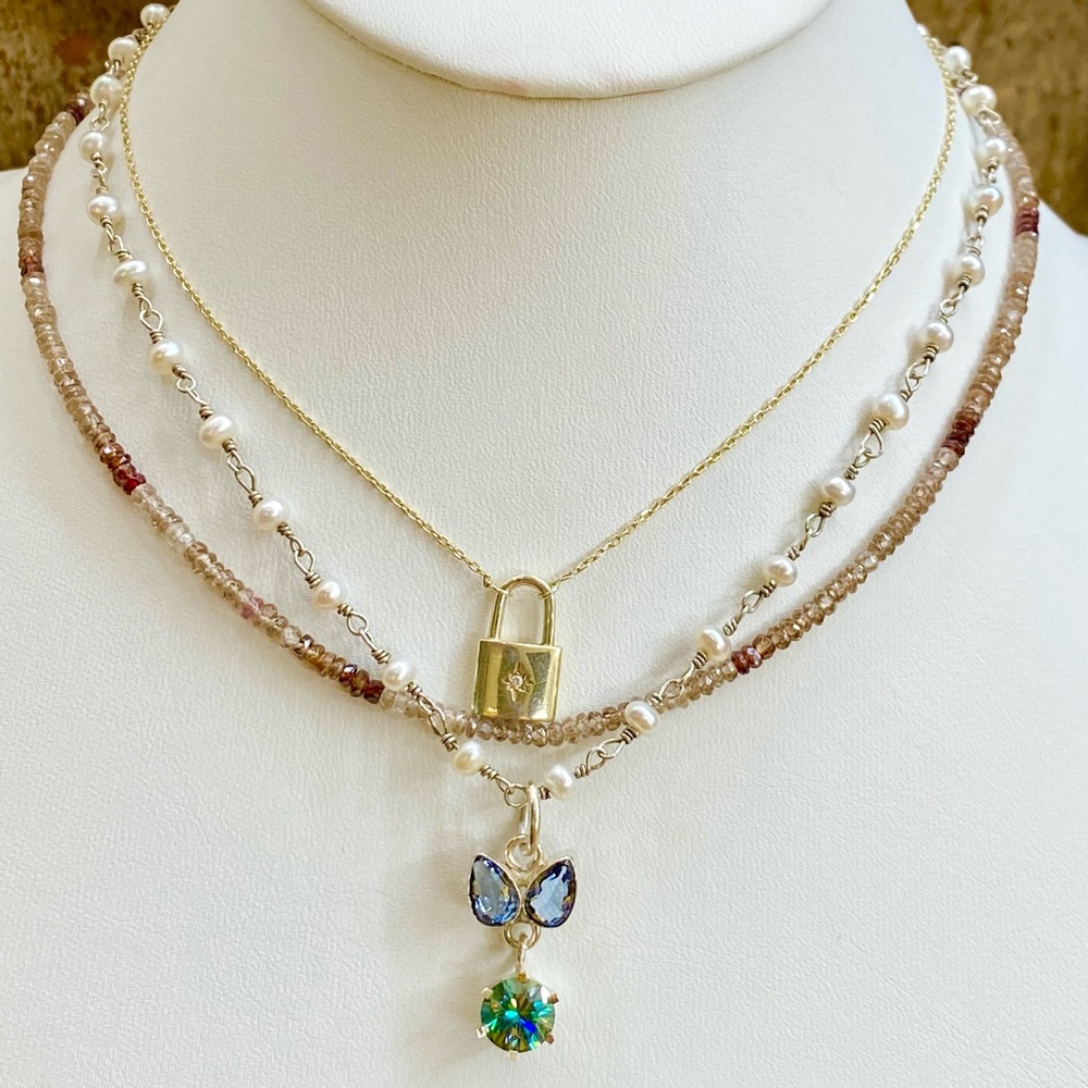 Disregard The Price / Layering Necklaces, selling separately.